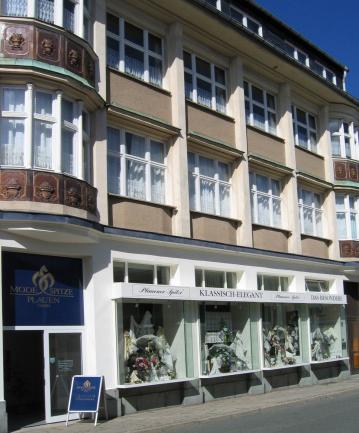 Plauener Spitze Geschichte - Eine Entdeckungsreise - Sitz der Modespitze Plauen, gleichzeitig befindet sich hier das angeschlossene Geschäft