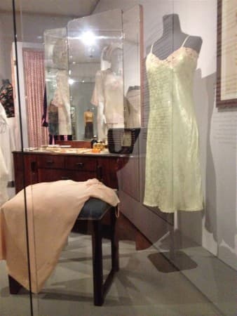 Gretchen mag's moondän - die Ausstellung über die Mode der 30er Jahre im Stadtmuseum München