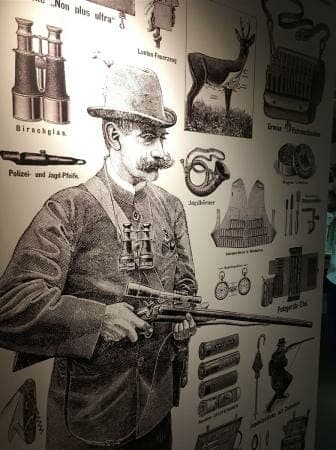 Ausstellungstipp - Die Waffen der Frauen in Suhl im Waffenmuseum
