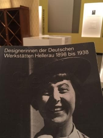 Ausstellung Gegen die Unsichtbarkeit - Designerinnen der Deutschen Werkstätten Hellerau 1898 bis 1938
